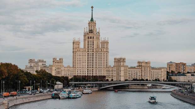 Москва заняла первое место по борьбе с COVID-19 среди мегаполисов Европы