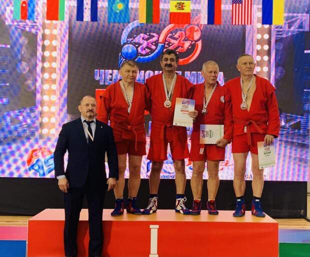 Чемпион мира по самбо среди мастеров живет в Марьине