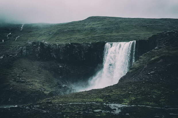 Мрачная Исландия в фотографиях Tore Knudsen