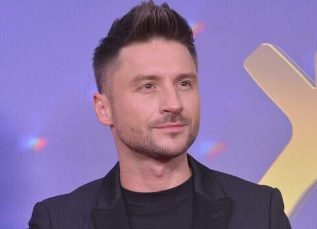 Сергей Лазарев собрал самых любимых людей на одном фото