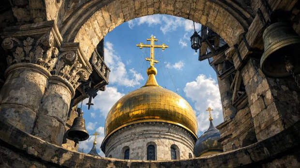 Красивые открытки на Пасху: скачивайте бесплатно и поздравляйте близких