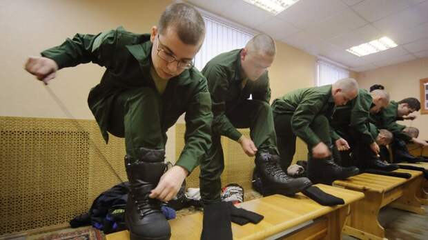 Более 35 тыс. призывников направит Московский военный округ на службу весной