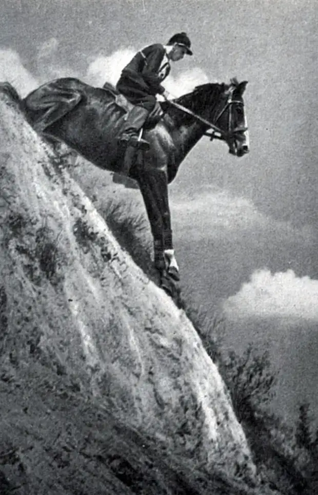 конница стояла возле обрыва. казаки советская кавалерия звезда модель. казак донец. конница стояла. конница стояла.