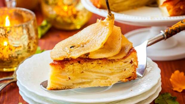 Пирог с грушами на кефире: простой рецепт для вкусного чаепития