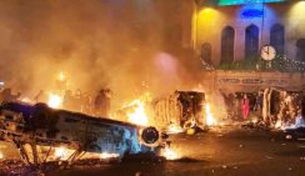 Бунт в Иране: Убит бригадный генерал, Тегеран хоронит своих силовиков и стреляет на поражение