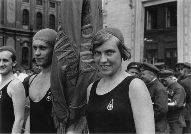 Физкультурный парад в Ленинграде, 1930 год.