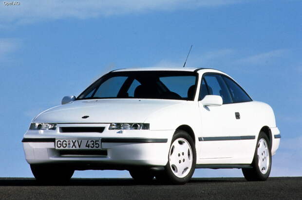 Компания Opel отмечает 25-летие купе Calibra