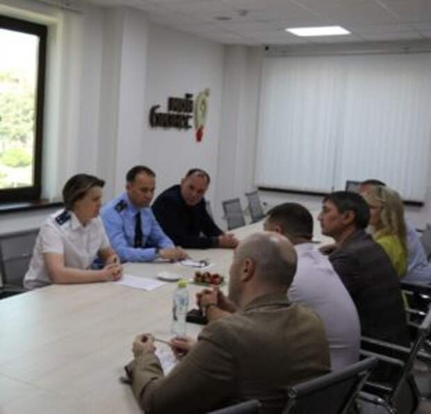 Азамат Конов принял участие во встрече с представителями бизнес-сообщества Республики Адыгея