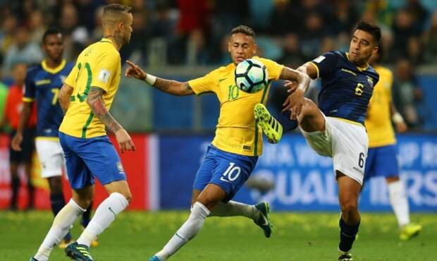 Бразильцы обыграли команду Эквадора в матче отбора к ЧМ-2018 - Фото