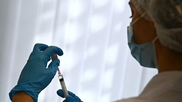 В Приморье могут ввести обязательную вакцинацию для ряда профессий 