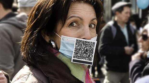 ЛЮДИ БОЯТСЯ QR-КОДОВ. ПОЧЕМУ ВЛАСТЬ НИЧЕГО НЕ МОЖЕТ С ЭТИМ СДЕЛАТЬ