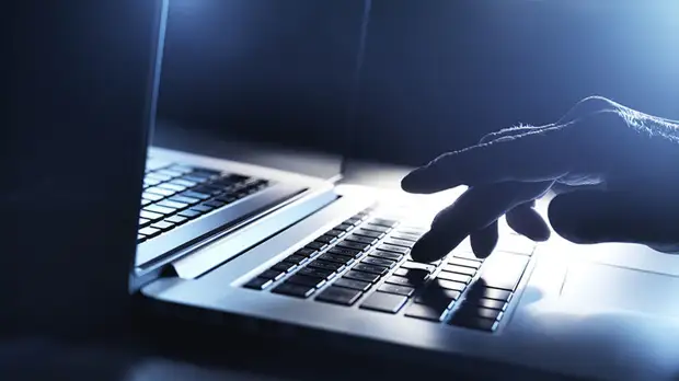 Ключи от Всемирной паутины: в октябре пользователи интернета могут столкнуться со сбоями в работе сети