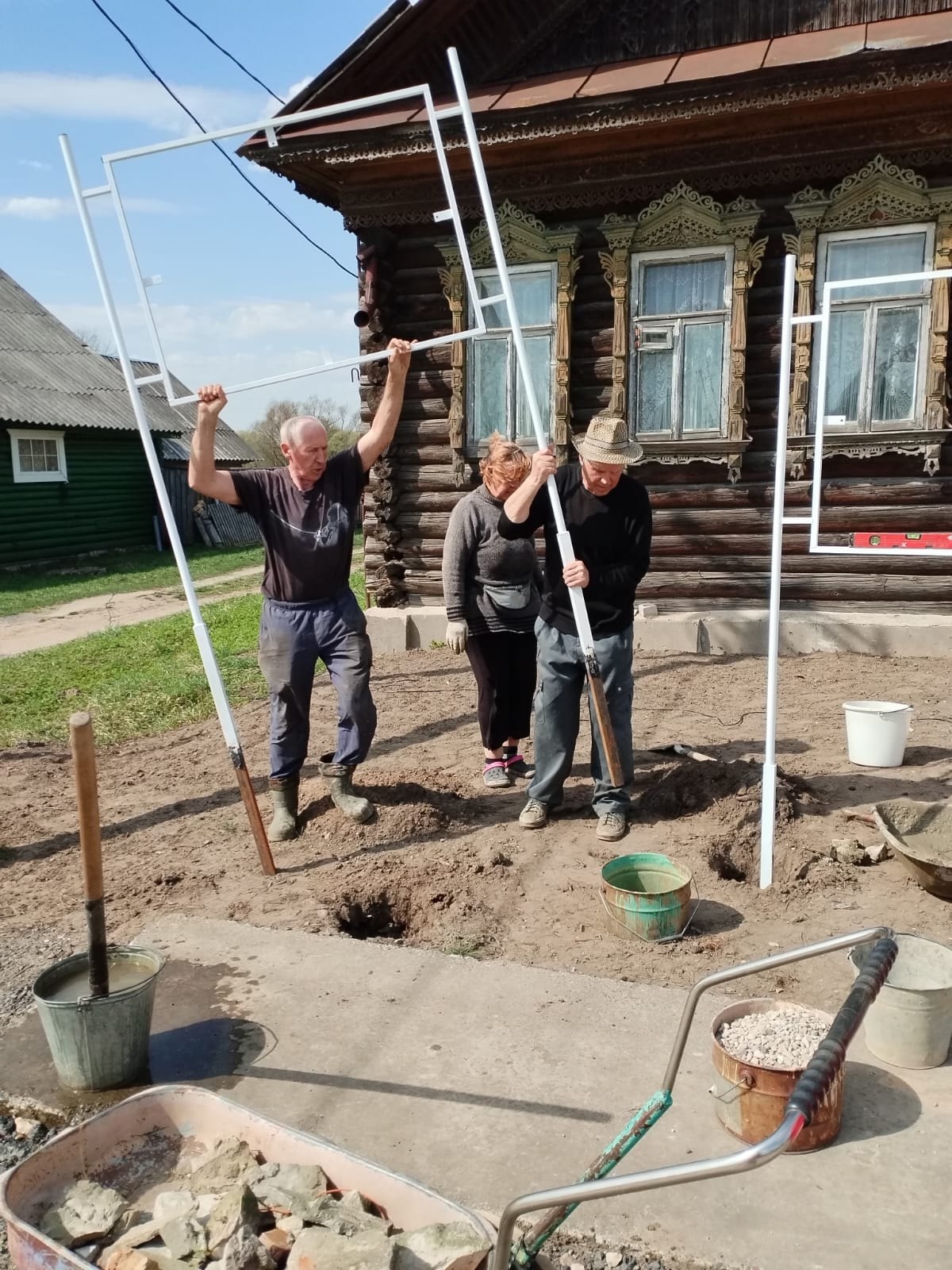 В селе Яковлево Тверской области установили стенд в память об односельчанах-героях войны В селе Яковлево Тверской области установили стенд в память об односельчанах-героях войны