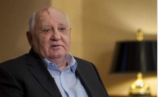 Горбачев призвал избавляться от сталинизма