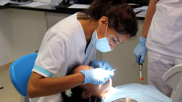 В Иркутске врачи удалили зуб из носа 14-летней девочки