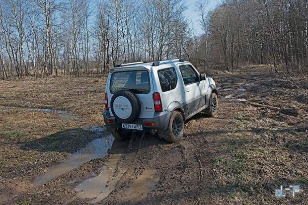 14-suzuki-jimny.jpg