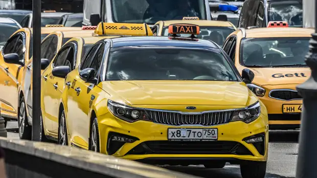 За тяжкие и особо тяжкие преступления: людям с непогашенной судимостью могут запретить работать в такси