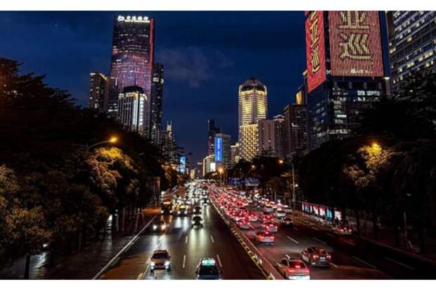 Город, который заряжает: В мегаполисах Китая от связи не отключают — ее раздают везде