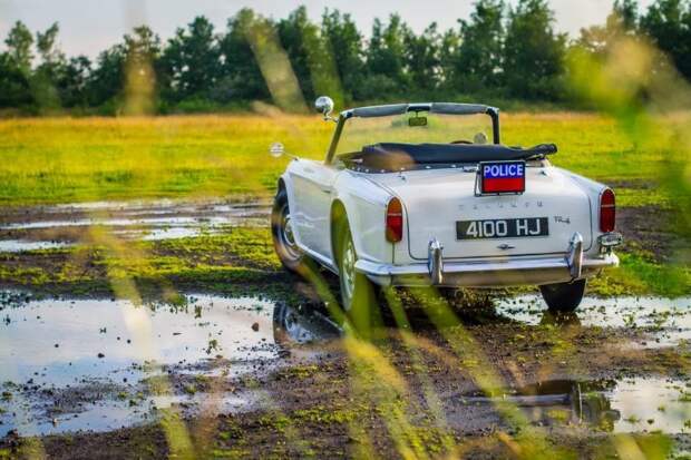 Triumph TR4 1962 - Полицейский родстер Triumph, авто, автомобили, олдтаймер, полицейский автомобиль, полиция, реставрация, ретро авто