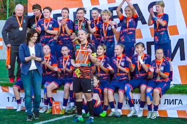 Женская команда "Академии футбола" завоевала серебро Первой лиги