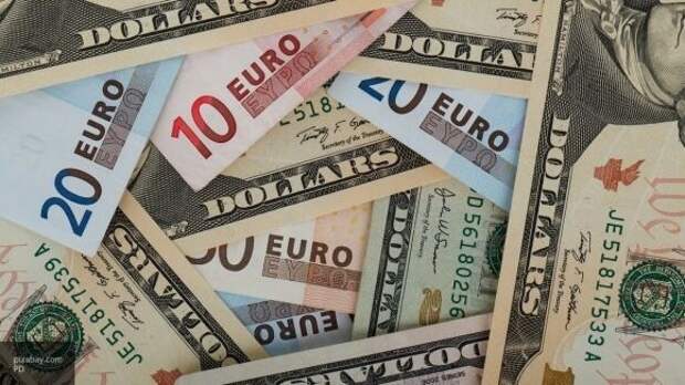 Аналитик FxPro назвал предпочтительную валюту для инвестиций