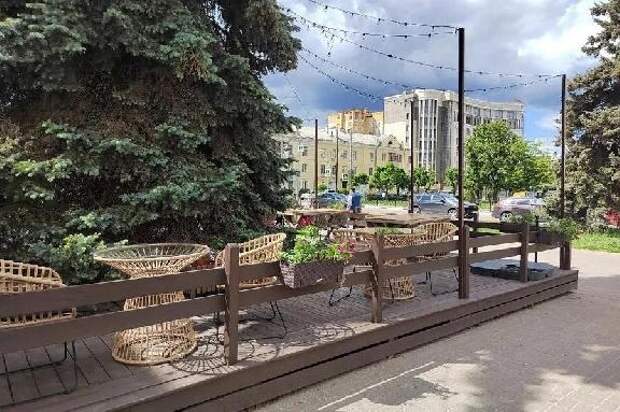 Тамбовским предпринимателям напомнили о правилах открытия уличных кафе