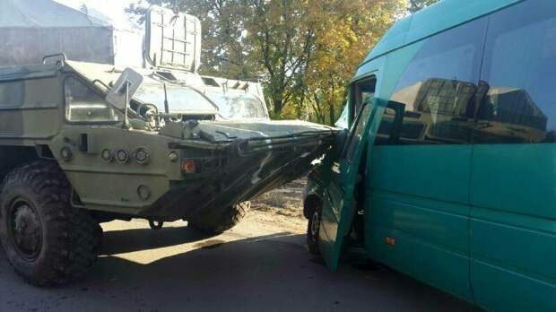 Армия, которую нужно побаиваться Армия, которую нужно побаиваться аварии, военные, дтп, страх, ужас, чтобы помнили