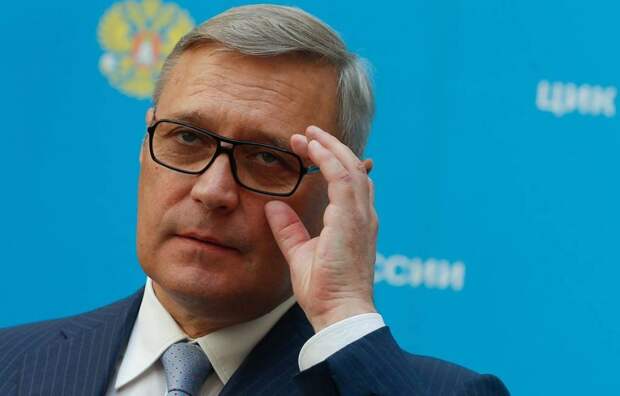 Бывший премьер-министр России уехал из страны Бывший премьер-министр России уехал из страны