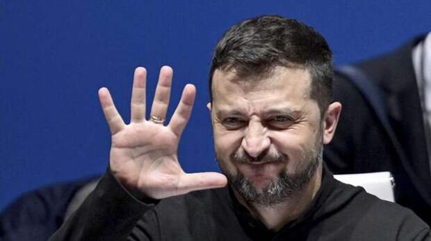 Владимир Зеленский – "жулик" и "тиран", переодевшийся по указке Трампа, – отмечает день рождения