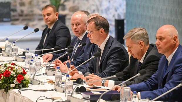 Переговоры о важном: с чем стороны украинского конфликта подошли к его четвертой годовщине