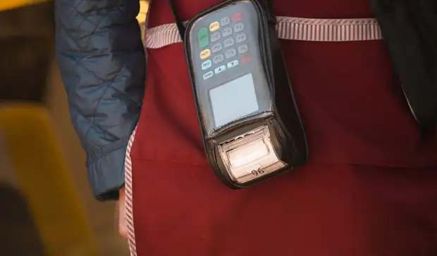 В новых троллейбусах Петрозаводска отключили терминалы для оплаты проезда