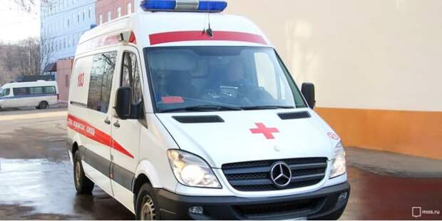 Полицейский спас жизнь пытавшемуся покончить с собой мужчине в центре Москвы. Фото: mos.ru