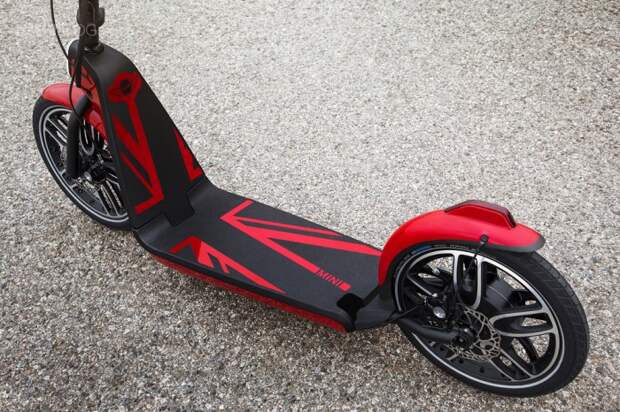 MINI CitySurfer – новая концепция передвижения по городу