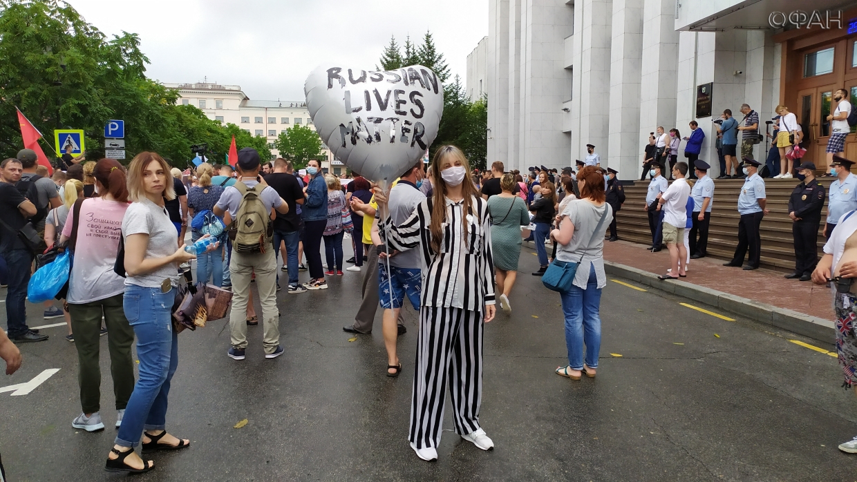 Хабаровск устает от митингов: меньше трех тысяч участников, много приезжих, фриков и детей