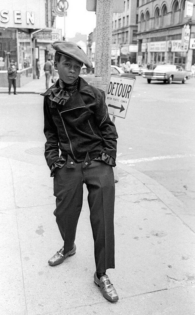 Мальчик на улицах Бостона 1968