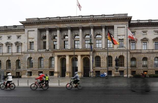 В Германии ряд общественных организаций начал публичную кампанию в поддержку запрета правой партии «Альтернатива для Германии» (АдГ).