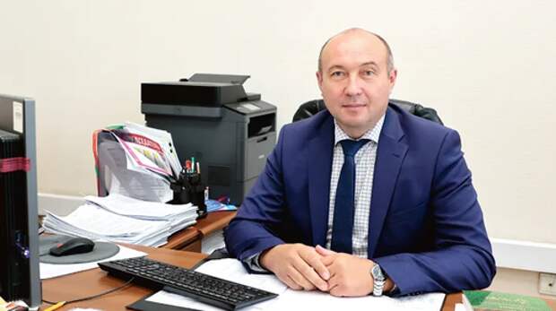 «Министр, который убежал»: куда пропал Шинделов после скандала с коровами и почему его не уволили