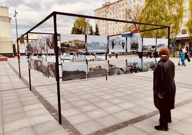 Фотовыставка истории становления ГЖД открылась на улице Большой Покровской