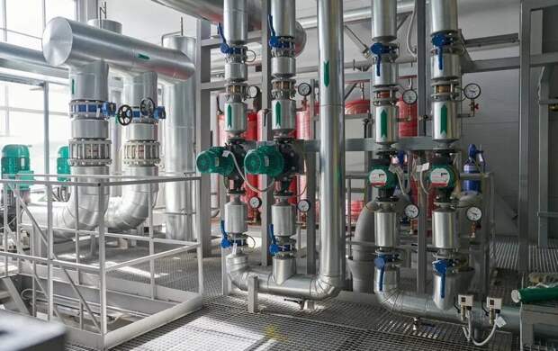 В каких районах Петербурга пройдут температурные испытания теплосетей с 13 по 17 апреля 2026