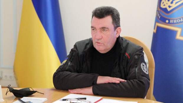 Что не персонаж, то клоун