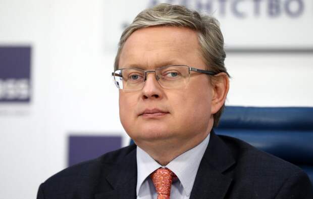 Делягин против Решетникова: почему рост нефти неизбежно бьёт по кошелькам россиян