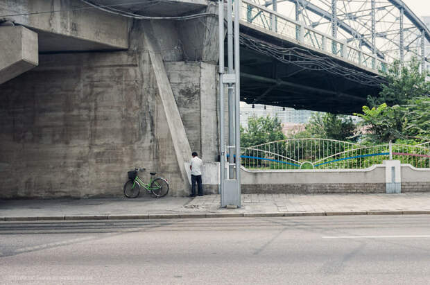 i-took-and-smuggled-these-out-of-north-korea-illegal-photos-kim-doesnt-want-you-to-see-26__880