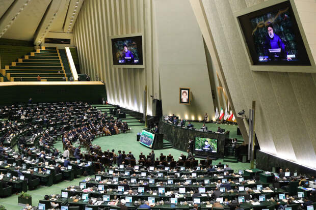 Tasnim: первое после инцидента с Раиси заседание парламента Ирана пройдет 21 мая