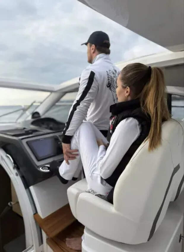 Антон Петров и Елизавета Брыксина