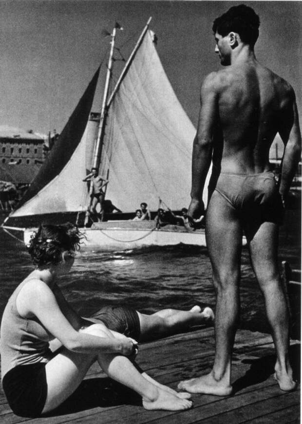 Лодочная станция на Москве-реке, 1937 год.