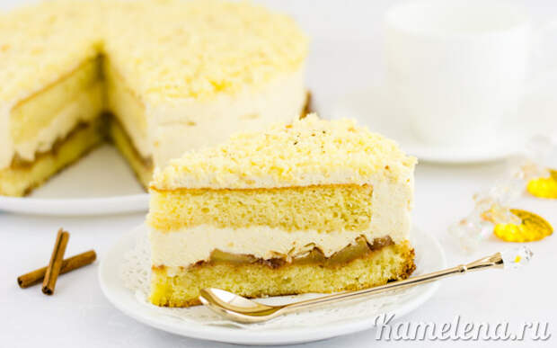 Карамельный торт с яблоками