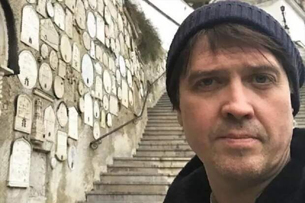 «Наконец-то принцесса»: 50-летний Денис Матросов в пятый раз стал отцом и сам перерезал пуповину