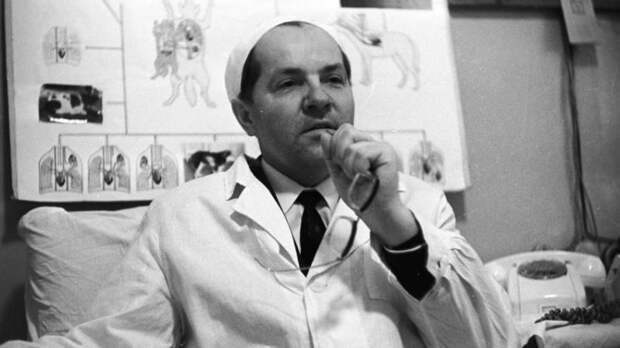 Владимир Петрович Демихов – основоположник мировой трансплантологии