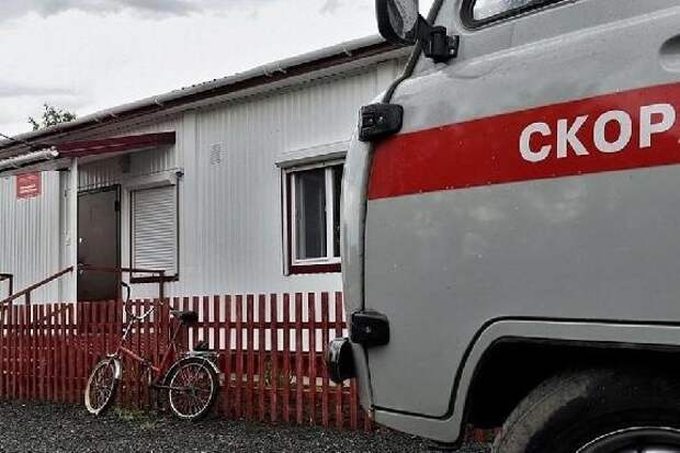 Третий подрядчик на строительстве ФАПа в Новой Жизни должен построить его за месяц