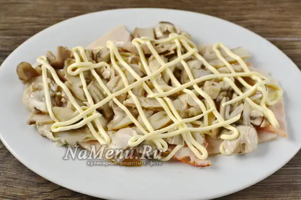 слой грибов